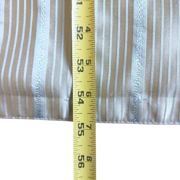 Satin Throw 55 x 47 Baroque LT BLUE Silky Bed Sofa Chair Home Baby Blanket Vntg - Picture 13 of 14